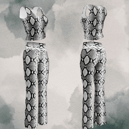 Snake Skin - Black & White - Flare leggings